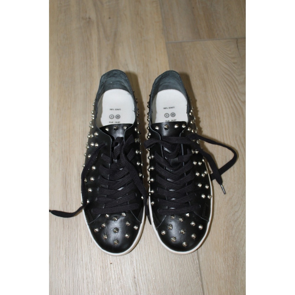 Schutz Black‎ Leather Silver Studded Low Top Sneakers Womens Size 39 EU 8.5 US